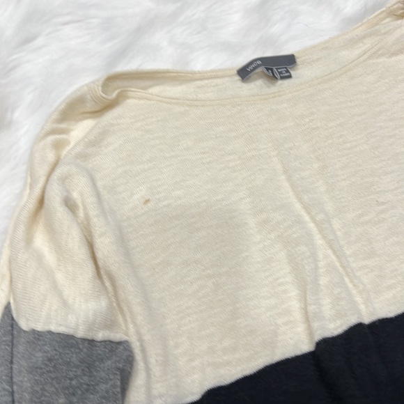 FREE Vince colorbock top with any purchase. Size S - Picture 2 of 4